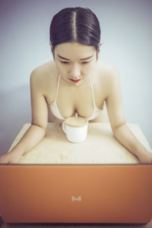 午夜大片免费看_蓝光电视剧在线观看